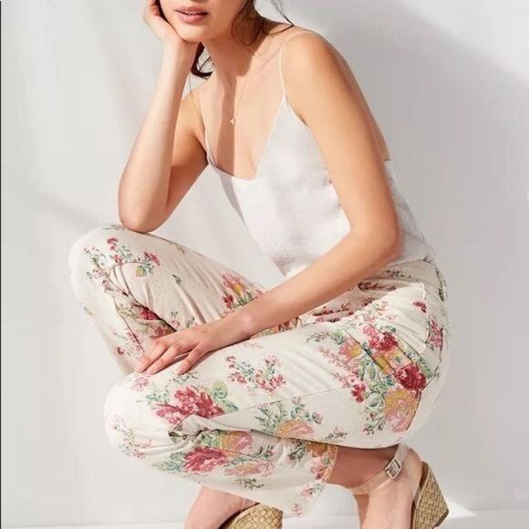BDG for URBAN OUTFITTERS Floral High Rise Mom Jeans Size 29 - Picture 2 of 11